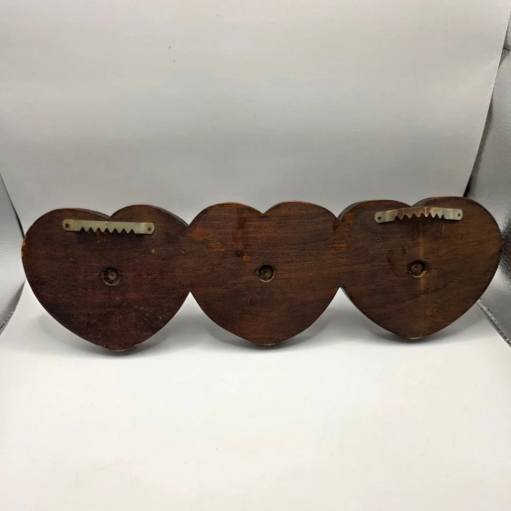 Vtg Rustic Wooden Heart Wall Rack 3‎ Peg Hook Hanger Dark Wood Farmhouse Decor